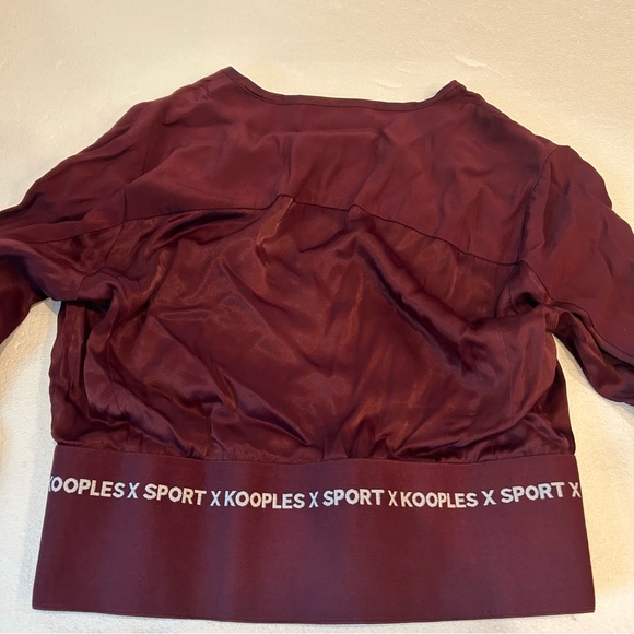The Kooples NWT sports blazer maroon white crop fitness top maroon zip front - Picture 4 of 14